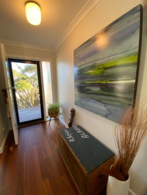 Nelson Cottage - relaxed retro, modern and original